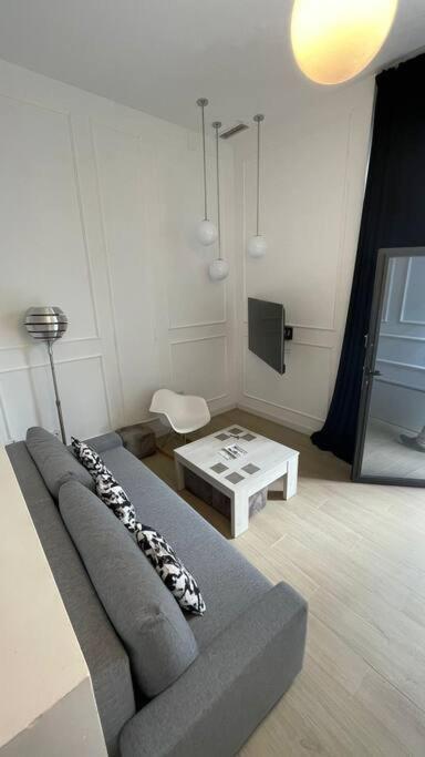 Apartamento Hispalis Plaza Cristo De Burgos Sevilla Exterior foto